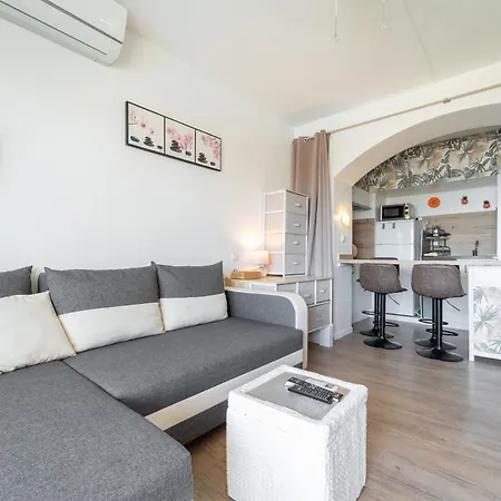 Welcs Estudio 328 Emp Con Piscina Comunitaria Apartman Roses